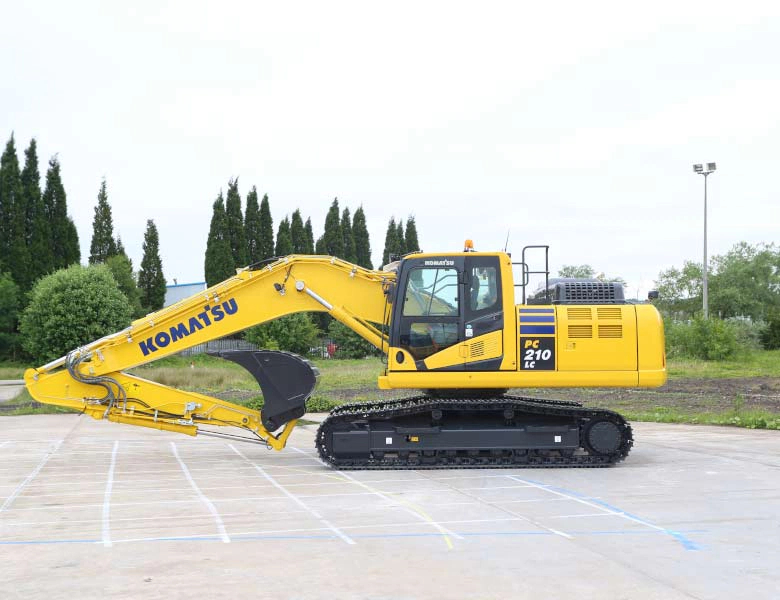 Komatsu bandgrävare PC210-LC-NLC-11