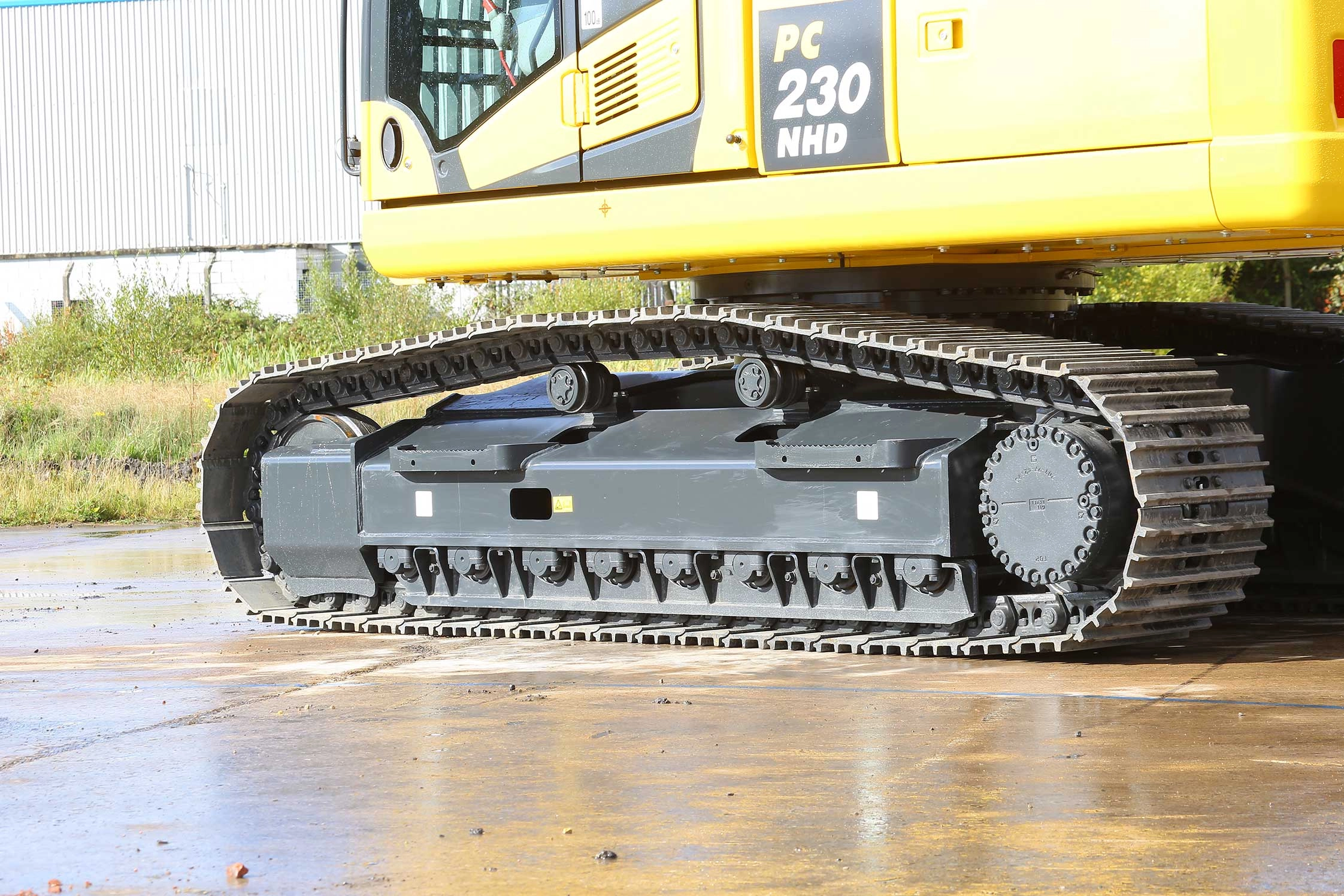 Komatsu bandgrävare PC230NHD-11