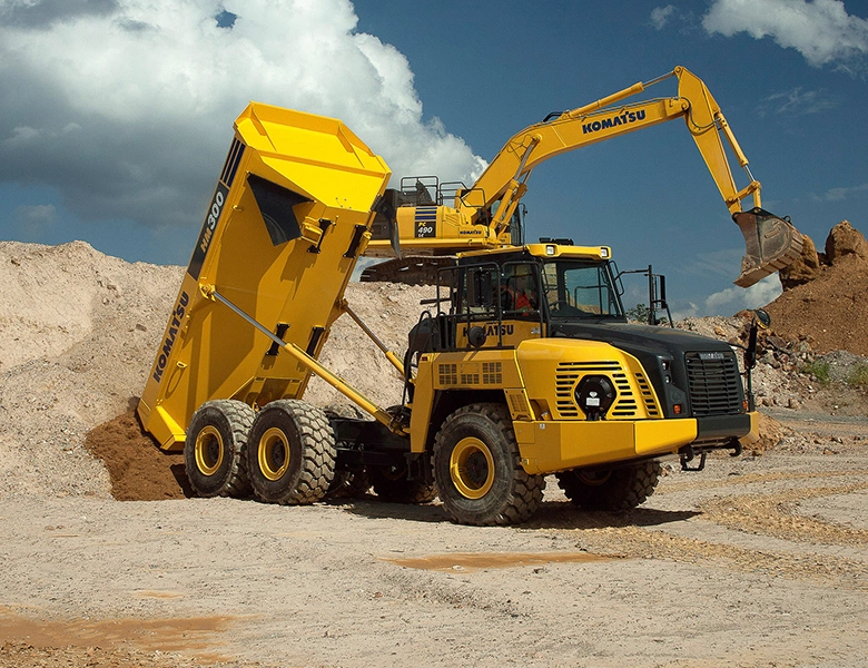 Komatsu midjestyrda dumper HM300-5