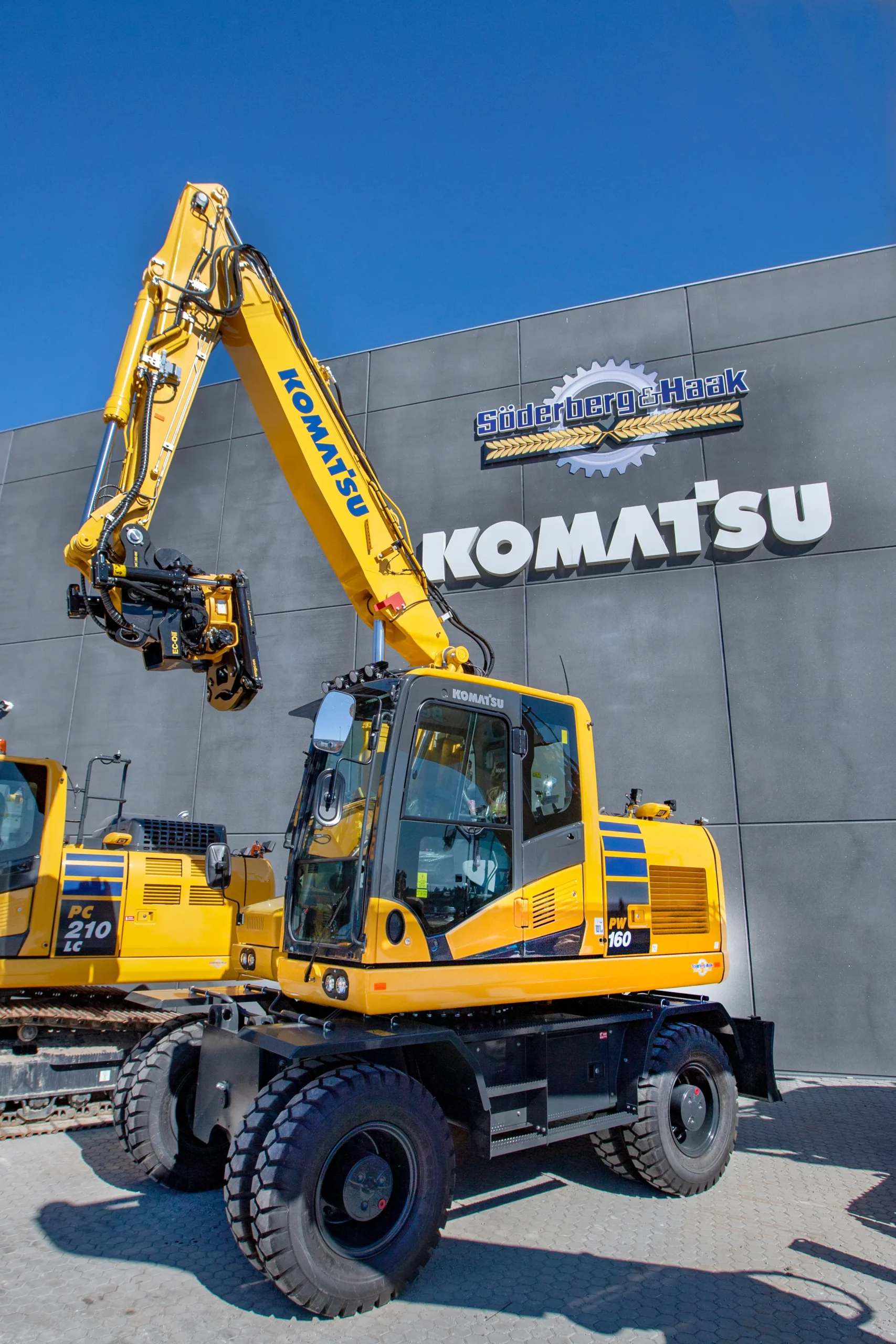 sodhaak_komatsu_pw160 Komatsu PW160