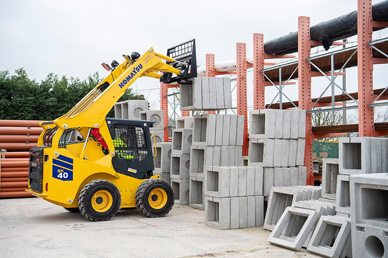 kompaktlastare komatsu